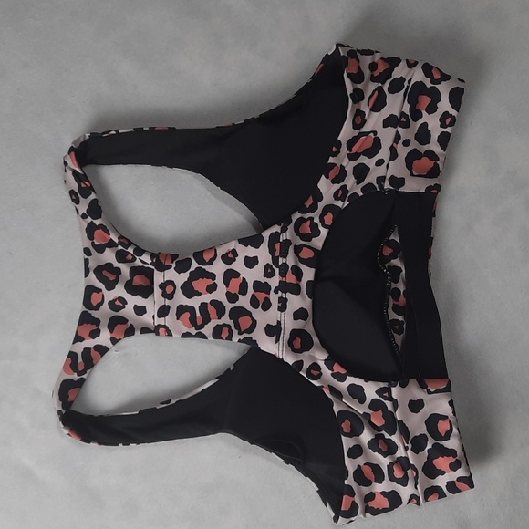 Shein Sports Bra - Picture 5 of 11